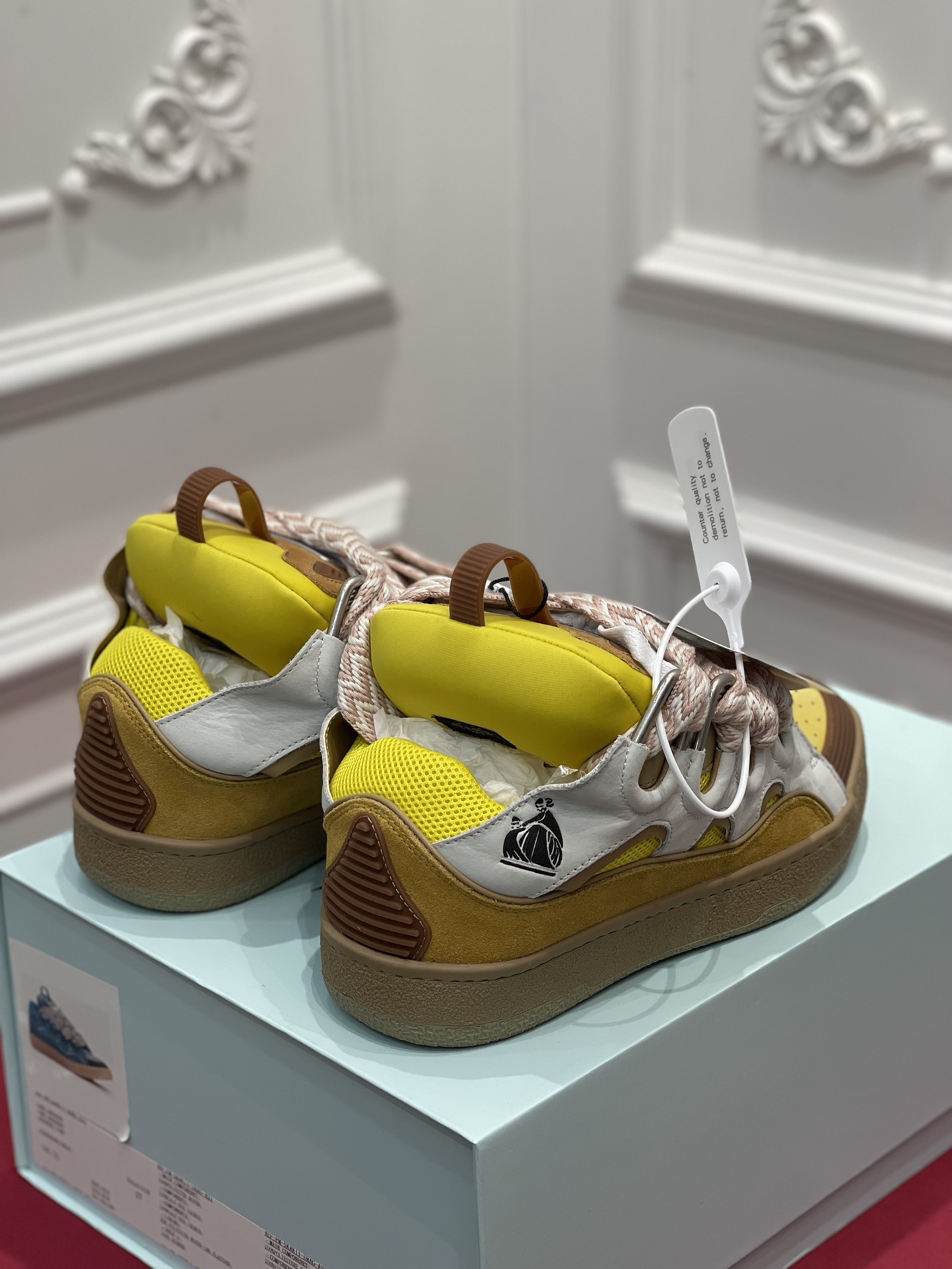 Lanvon Leather Curb Beige Yellow FM-SKRK11-DRAG-H200509