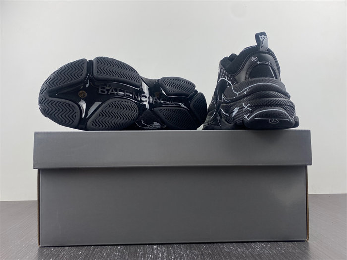 Ba*len*cia*ga 536737 w2fw6 0102