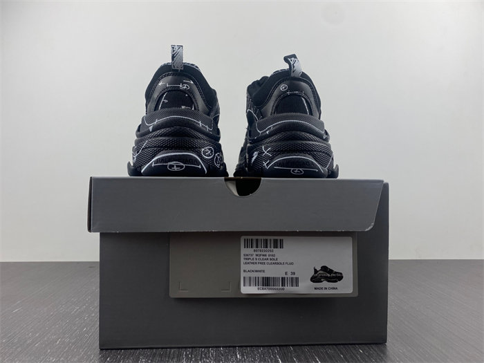 Ba*len*cia*ga 536737 w2fw6 0102