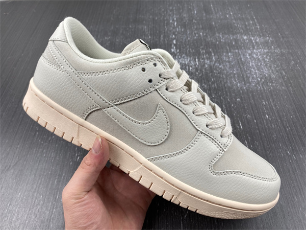 Nike Dunk Low “Light Orewood Brown”