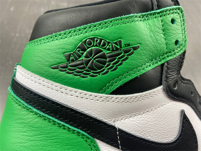 Jordan 1 Retro High OG Lucky Green DZ5485-0311