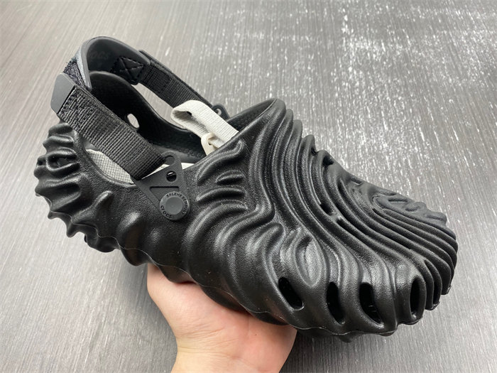 Cr*0*s pollex clog by salehe bembury sasquatch 207393-001