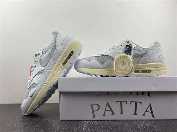 Nike Air Max 1 Patta Waves White