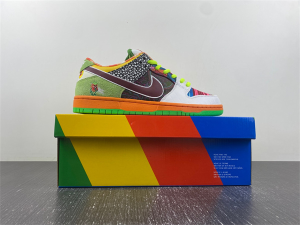 Nike Dunk Low WHAT THE PAUL