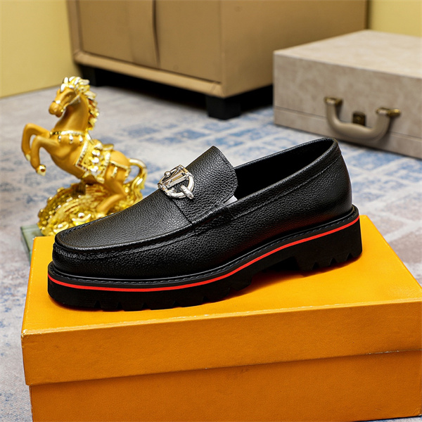 Lv Loafer 024