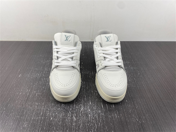 l**is V*t*n lv trainer