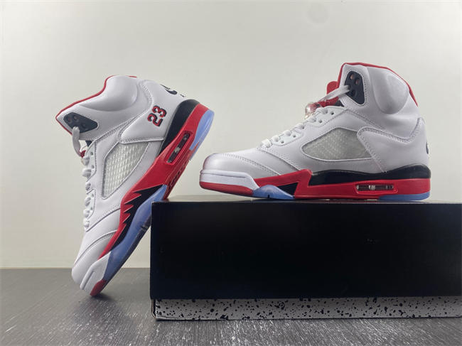 Air Jordan 5 “Fire Red”  136027-120
