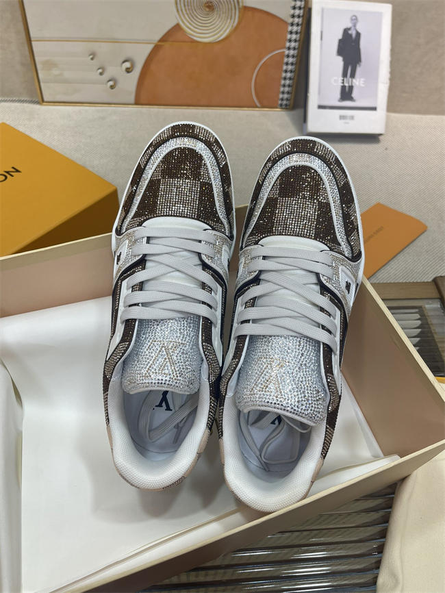 Lv Trainer Sneaker 2