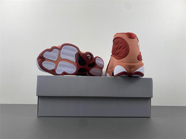 Air Jordan 13 “Dune Red”  DJ5982-601