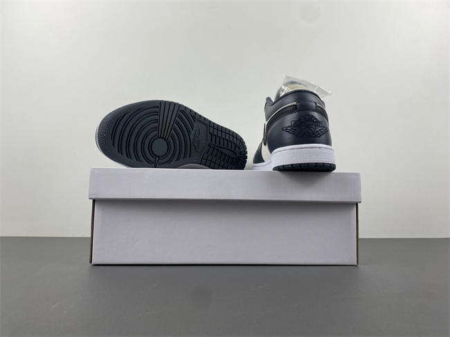 Air Jordan 1 Low DC0774-102