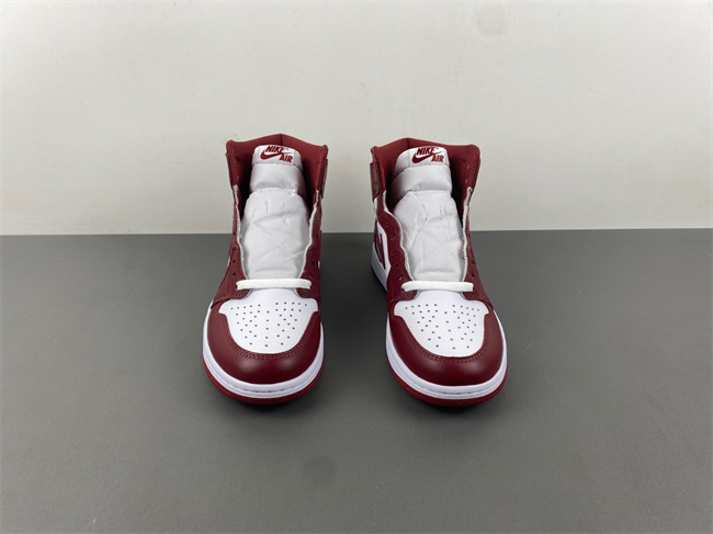 Air Jordan 1 High OG “Team Red” DZ5485-160