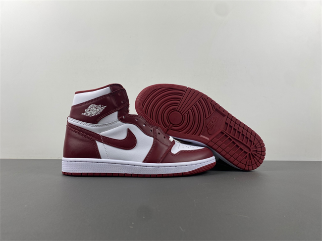 Air Jordan 1 High OG “Team Red” DZ5485-160