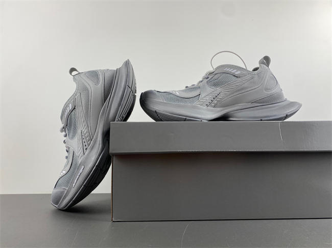 Ba*len*cia*ga  793945 wflgy 0315