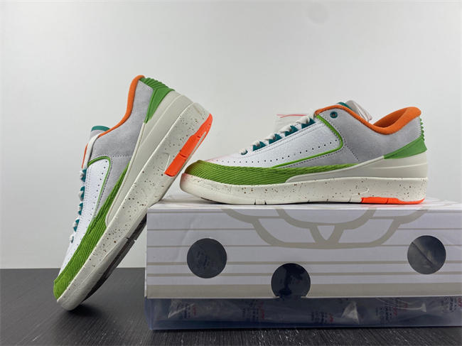 AJ2 Low x Titan DV6206-183