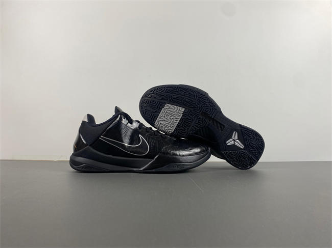 Nike Zoom Kobe V (5) ‘Blackout  386430-003