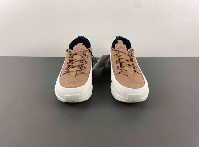 （Can*a Go*e）glacier trai. 7785m