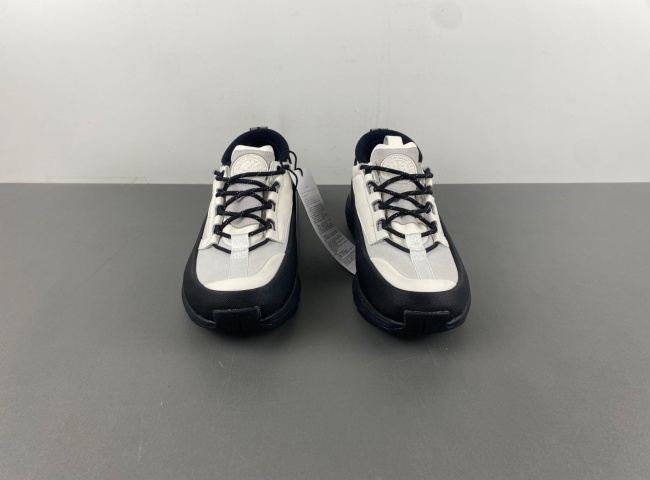 (Can*a Go*e）glacier trai. 7785m