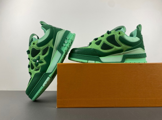 l0*is V*t0n lv trainer