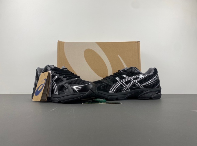 As*ic*s gel 1130 “black pure silver”r" 1203a497-100