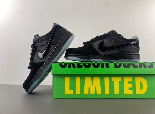 Division Street x Nike Dunk Low Lux “Oregon Black” HV1470-001