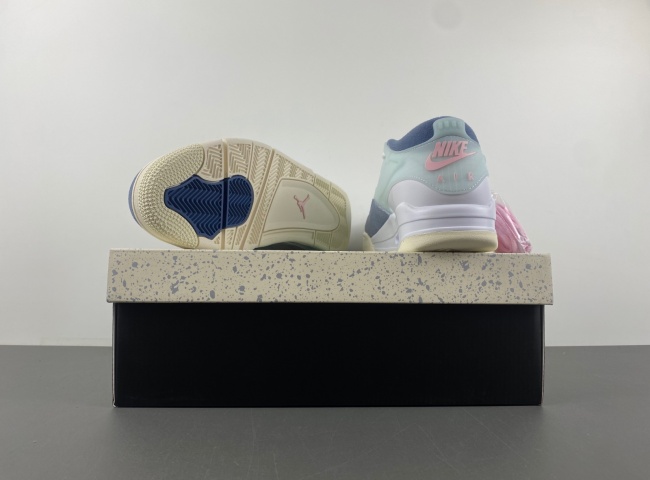 Air Jordan 4 RM “Prism Pink” RM FQ7939-101