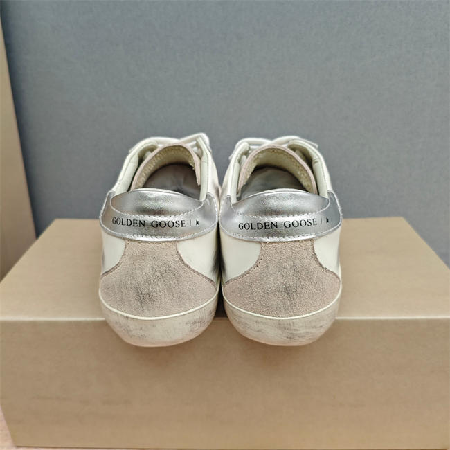 Golden Goose Sneaker