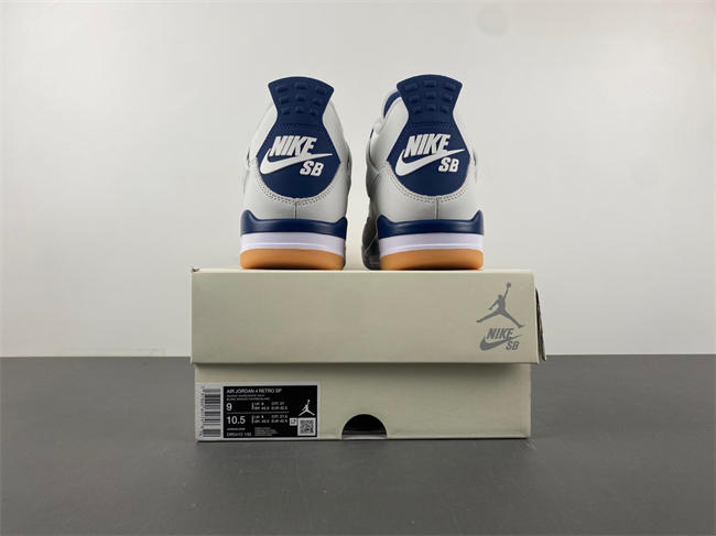 Air Jordan 4 Retro SB Navy DR5415-100