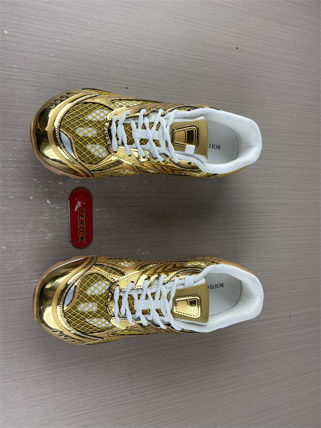 bo*te*ga Ve*ne*ta sneaker