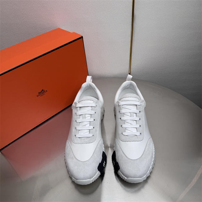 H**mes sneaker