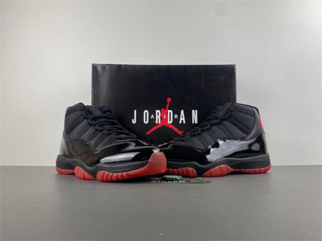 Air Jordan 11 378037-326