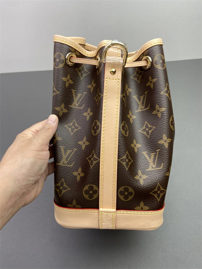 LV BAG