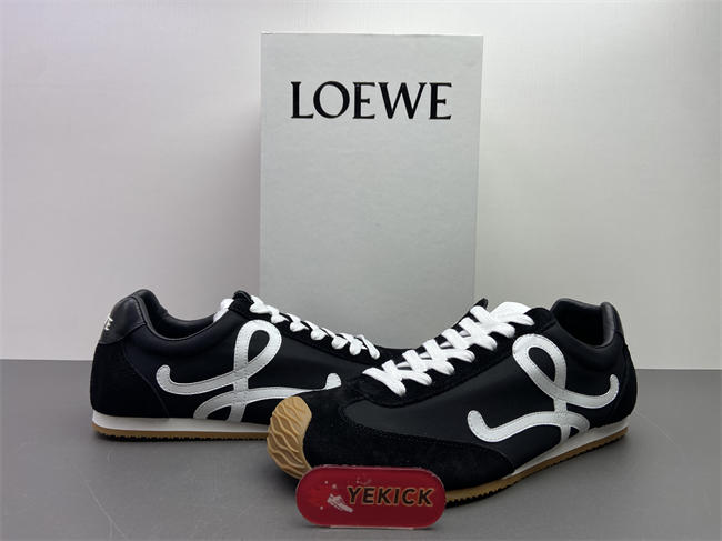 L0ew* sneaker