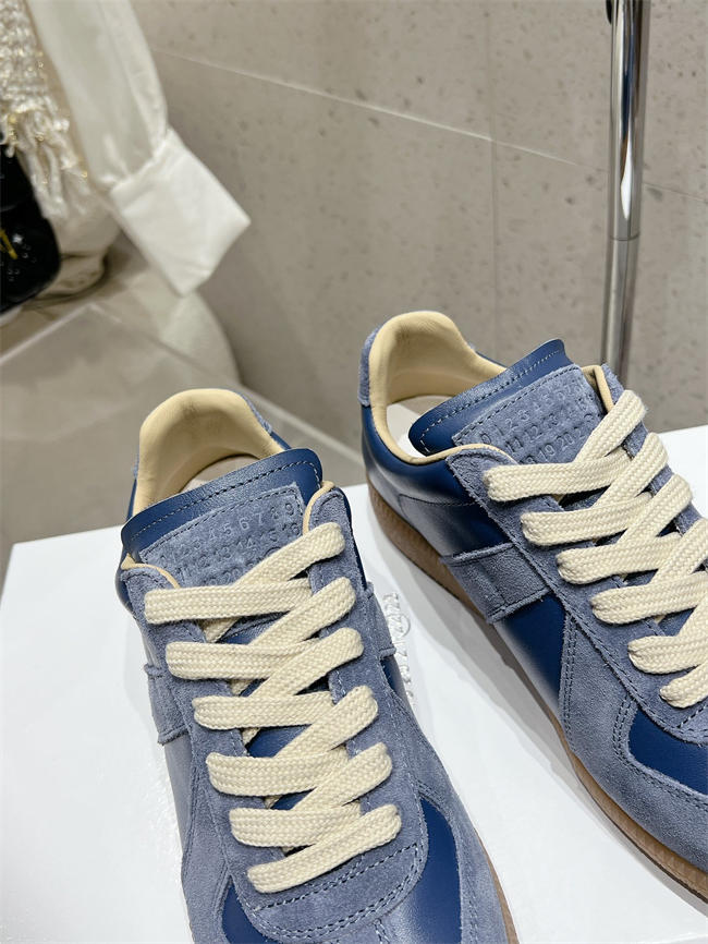 ma*s*n martin Ma*i*la sneaker