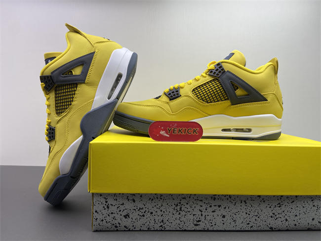 Air Jordan 4 Retro Lightning CT8527-700