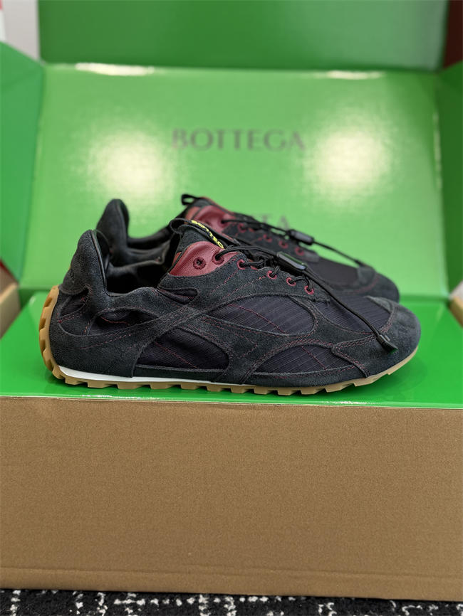 b0tt*ga Ven*ta sneaker