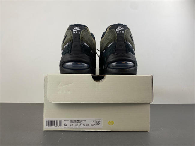 Nike Air Max 95 SP Undefeated Geo La Brea Medium Olive IB4523-200