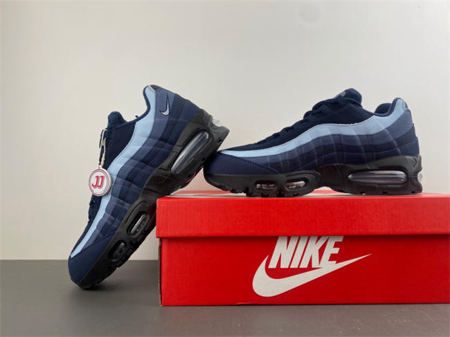 Nike Air Max 95 OG Obsidian Releases Fall 2025 IH4457-400