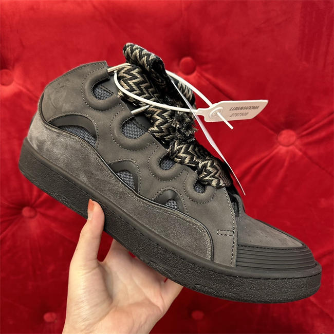 Lanu1n curb sneaker