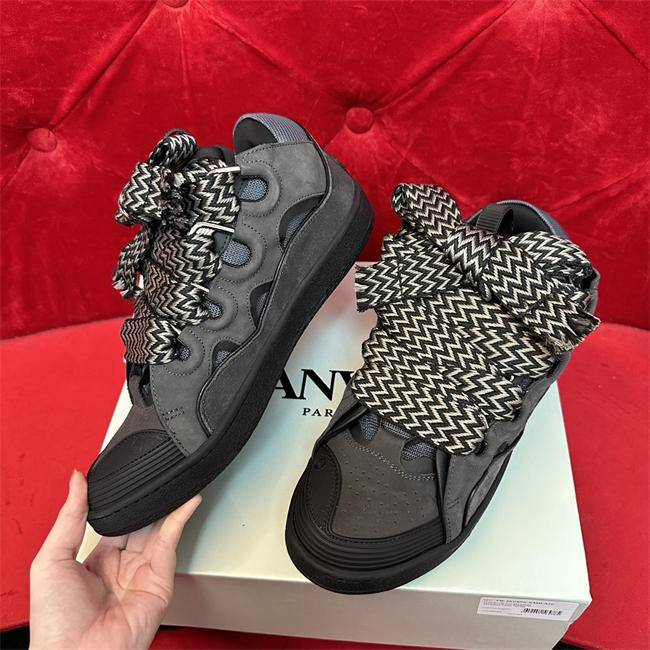 Lanu1n curb sneaker