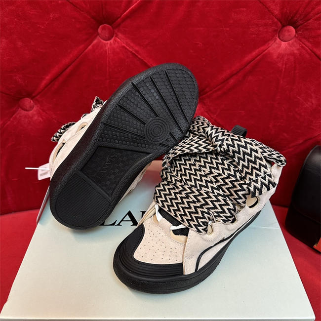 Lanu1n curb sneaker