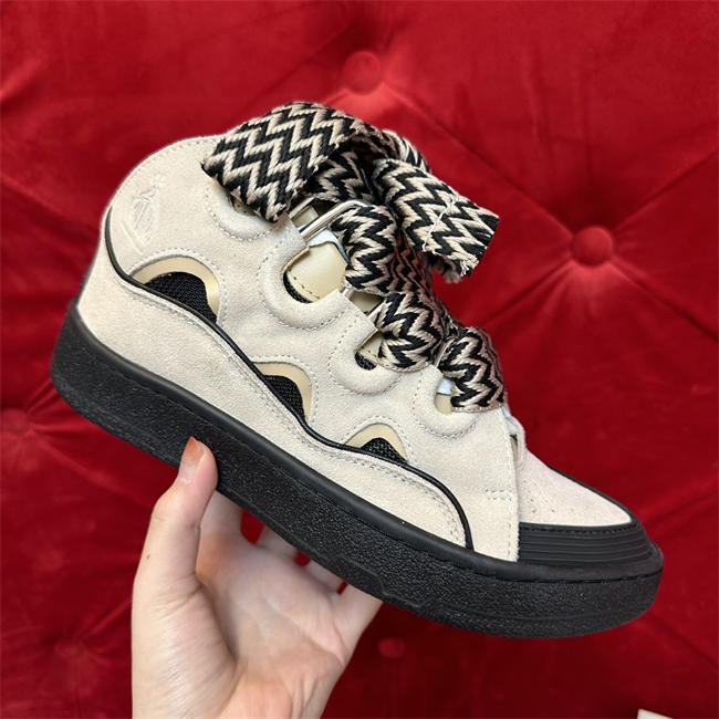 Lanu1n curb sneaker
