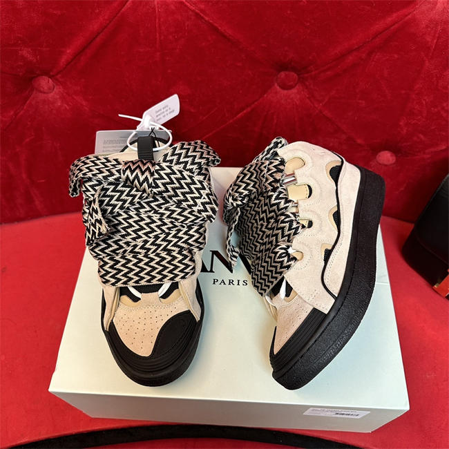 Lanu1n curb sneaker