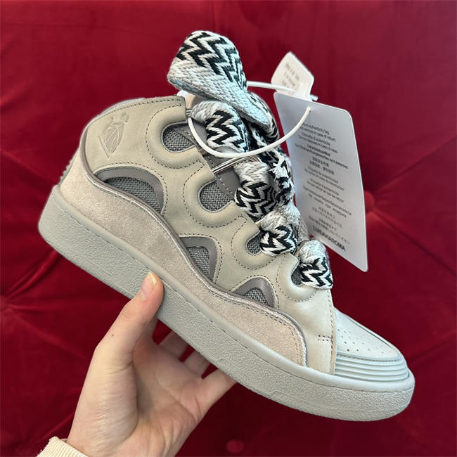 Lanu1n curb sneaker