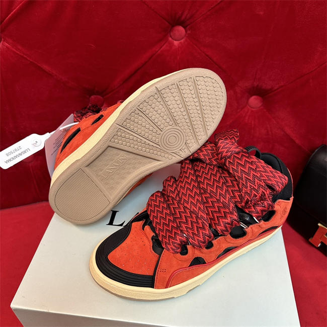 Lanu1n curb sneaker