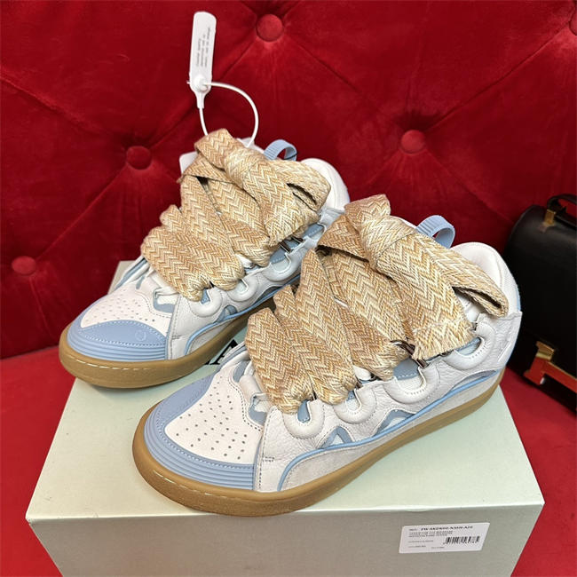 Lanu1n curb sneaker