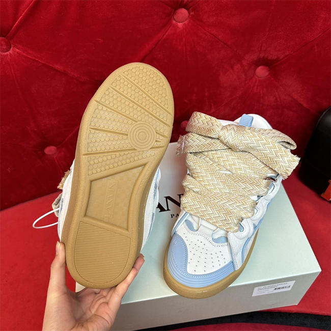 Lanu1n curb sneaker