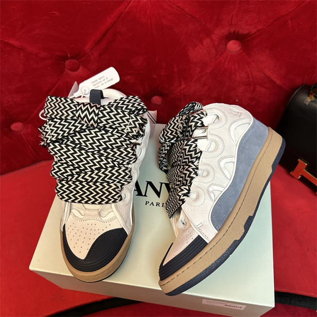 Lanu1n curb sneaker