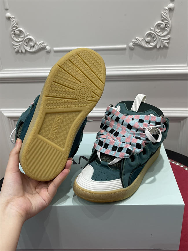 Lanu1n curb sneaker