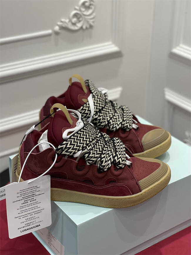 Lanu1n curb sneaker