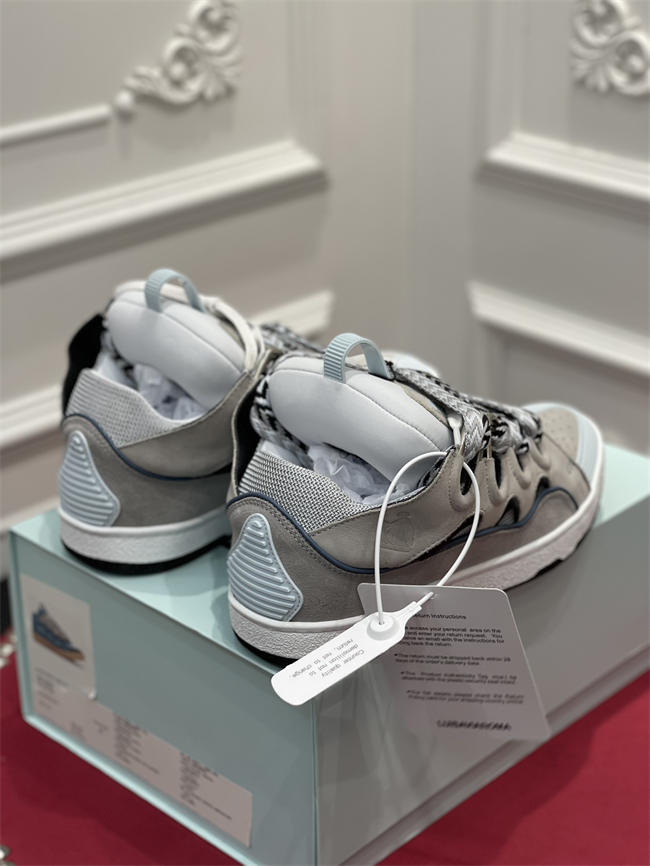 Lanu1n curb sneaker